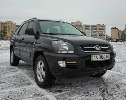 Чорний Кіа Sportage, об'ємом двигуна 2 л та пробігом 165 тис. км за 10299 $, фото 3 на Automoto.ua