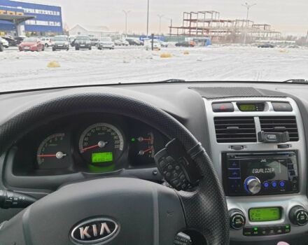 Чорний Кіа Sportage, об'ємом двигуна 2 л та пробігом 165 тис. км за 10299 $, фото 7 на Automoto.ua