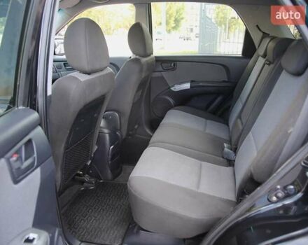 Кіа Sportage 2008 у Харкові на Automoto.ua Чорний Кіа Sportage, об'ємом двигуна 0 л та пробігом 266 тис. км за 7900 $, фото 7 на Automoto.ua