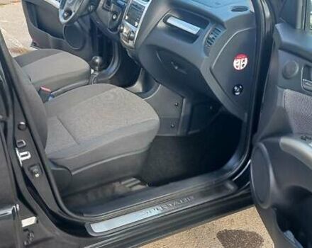 Чорний Кіа Sportage, об'ємом двигуна 2 л та пробігом 167 тис. км за 8999 $, фото 25 на Automoto.ua