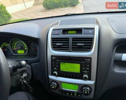Чорний Кіа Sportage, об'ємом двигуна 2 л та пробігом 211 тис. км за 7700 $, фото 28 на Automoto.ua