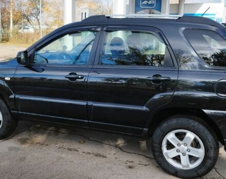 Черный Киа Sportage, объемом двигателя 2 л и пробегом 245 тыс. км за 8000 $, фото 3 на Automoto.ua