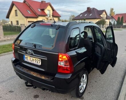 Черный Киа Sportage, объемом двигателя 2 л и пробегом 318 тыс. км за 2500 $, фото 4 на Automoto.ua