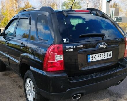 Черный Киа Sportage, объемом двигателя 2 л и пробегом 245 тыс. км за 8000 $, фото 4 на Automoto.ua