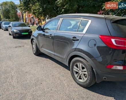 Чорний Кіа Sportage, об'ємом двигуна 2 л та пробігом 271 тис. км за 10500 $, фото 3 на Automoto.ua
