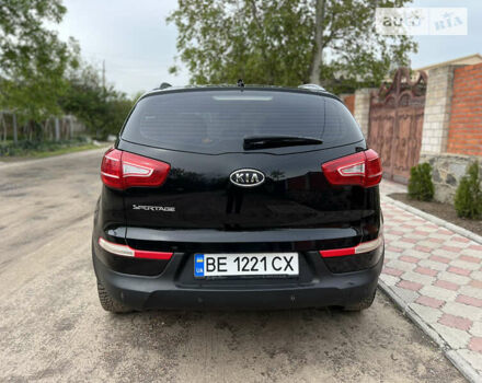 Чорний Кіа Sportage, об'ємом двигуна 2 л та пробігом 226 тис. км за 11000 $, фото 9 на Automoto.ua