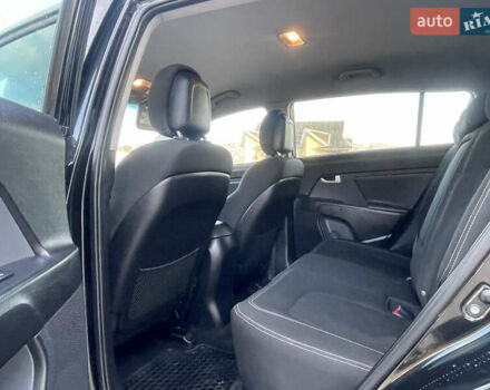 Черный Киа Sportage, объемом двигателя 2 л и пробегом 244 тыс. км за 13900 $, фото 13 на Automoto.ua