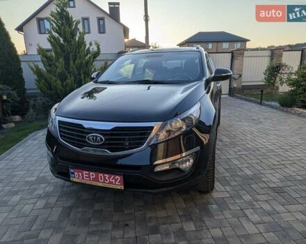 Черный Киа Sportage, объемом двигателя 1.7 л и пробегом 150 тыс. км за 12500 $, фото 9 на Automoto.ua