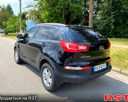 Чорний Кіа Sportage, об'ємом двигуна 2 л та пробігом 100 тис. км за 15000 $, фото 4 на Automoto.ua