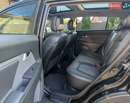 Черный Киа Sportage, объемом двигателя 1.7 л и пробегом 150 тыс. км за 12500 $, фото 28 на Automoto.ua