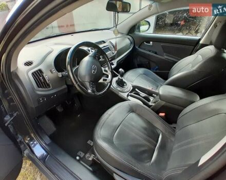 Чорний Кіа Sportage, об'ємом двигуна 1.69 л та пробігом 172 тис. км за 13500 $, фото 6 на Automoto.ua