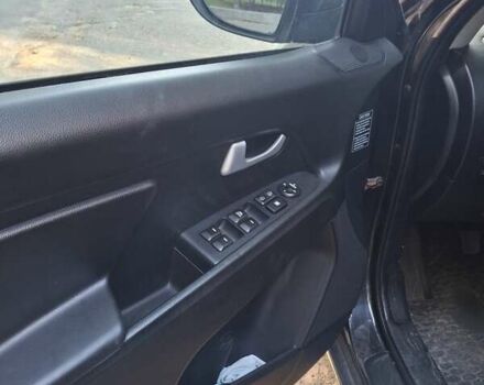Черный Киа Sportage, объемом двигателя 1.69 л и пробегом 245 тыс. км за 10700 $, фото 6 на Automoto.ua