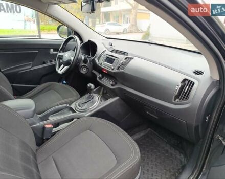 Черный Киа Sportage, объемом двигателя 2 л и пробегом 153 тыс. км за 11800 $, фото 20 на Automoto.ua