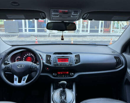 Черный Киа Sportage, объемом двигателя 2 л и пробегом 225 тыс. км за 13750 $, фото 8 на Automoto.ua