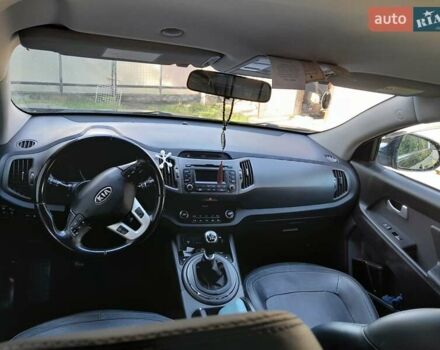 Чорний Кіа Sportage, об'ємом двигуна 1.69 л та пробігом 172 тис. км за 13500 $, фото 9 на Automoto.ua