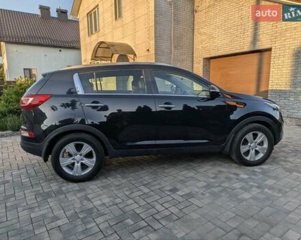Черный Киа Sportage, объемом двигателя 1.7 л и пробегом 150 тыс. км за 12500 $, фото 15 на Automoto.ua