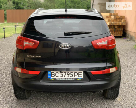 Черный Киа Sportage, объемом двигателя 2 л и пробегом 203 тыс. км за 11900 $, фото 4 на Automoto.ua