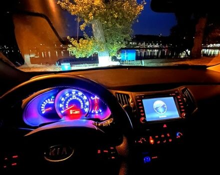 Чорний Кіа Sportage, об'ємом двигуна 2.4 л та пробігом 180 тис. км за 12000 $, фото 4 на Automoto.ua