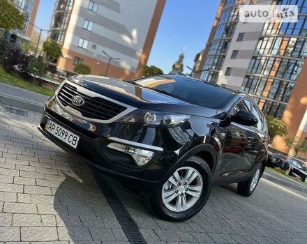 Чорний Кіа Sportage, об'ємом двигуна 2 л та пробігом 135 тис. км за 12450 $, фото 4 на Automoto.ua