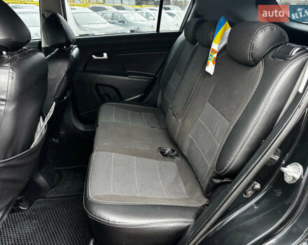Черный Киа Sportage, объемом двигателя 1.7 л и пробегом 165 тыс. км за 13490 $, фото 14 на Automoto.ua