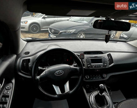 Черный Киа Sportage, объемом двигателя 1.7 л и пробегом 165 тыс. км за 13490 $, фото 15 на Automoto.ua