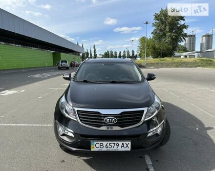 Чорний Кіа Sportage, об'ємом двигуна 2 л та пробігом 341 тис. км за 10600 $, фото 3 на Automoto.ua