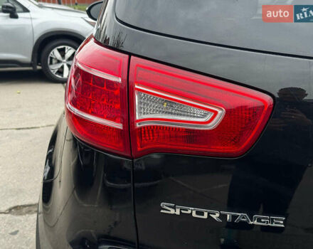 Черный Киа Sportage, объемом двигателя 2.4 л и пробегом 173 тыс. км за 12990 $, фото 23 на Automoto.ua