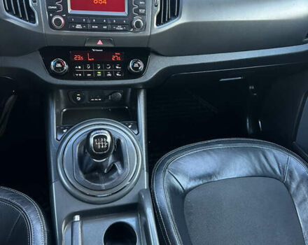 Черный Киа Sportage, объемом двигателя 1.7 л и пробегом 206 тыс. км за 12100 $, фото 26 на Automoto.ua