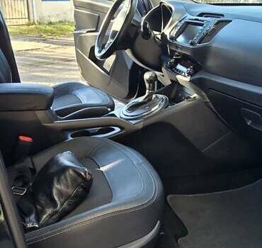Черный Киа Sportage, объемом двигателя 2 л и пробегом 244 тыс. км за 13200 $, фото 12 на Automoto.ua