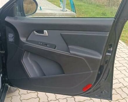 Черный Киа Sportage, объемом двигателя 1.7 л и пробегом 167 тыс. км за 12800 $, фото 21 на Automoto.ua