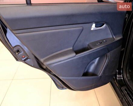 Черный Киа Sportage, объемом двигателя 2 л и пробегом 185 тыс. км за 12900 $, фото 28 на Automoto.ua