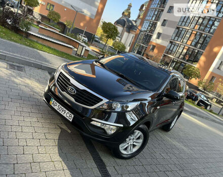 Чорний Кіа Sportage, об'ємом двигуна 2 л та пробігом 135 тис. км за 12450 $, фото 1 на Automoto.ua