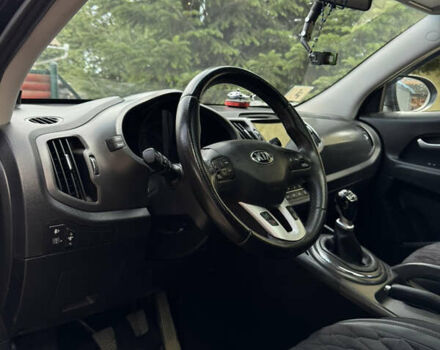 Чорний Кіа Sportage, об'ємом двигуна 1.7 л та пробігом 219 тис. км за 11200 $, фото 16 на Automoto.ua