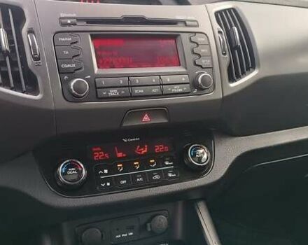 Черный Киа Sportage, объемом двигателя 1.7 л и пробегом 167 тыс. км за 12700 $, фото 5 на Automoto.ua