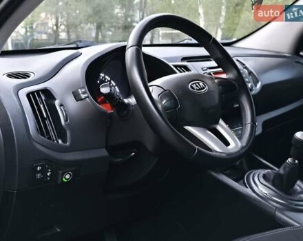 Черный Киа Sportage, объемом двигателя 2 л и пробегом 140 тыс. км за 10900 $, фото 8 на Automoto.ua