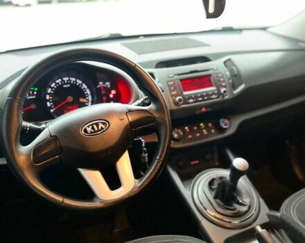 Черный Киа Sportage, объемом двигателя 0 л и пробегом 108 тыс. км за 10300 $, фото 6 на Automoto.ua