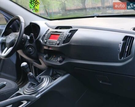 Черный Киа Sportage, объемом двигателя 2 л и пробегом 140 тыс. км за 10900 $, фото 9 на Automoto.ua
