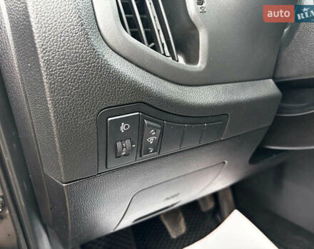 Черный Киа Sportage, объемом двигателя 1.7 л и пробегом 165 тыс. км за 13490 $, фото 19 на Automoto.ua