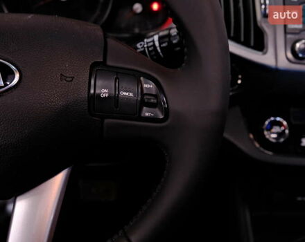Черный Киа Sportage, объемом двигателя 2 л и пробегом 185 тыс. км за 12900 $, фото 18 на Automoto.ua