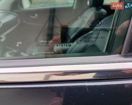 Черный Киа Sportage, объемом двигателя 2 л и пробегом 209 тыс. км за 14599 $, фото 8 на Automoto.ua