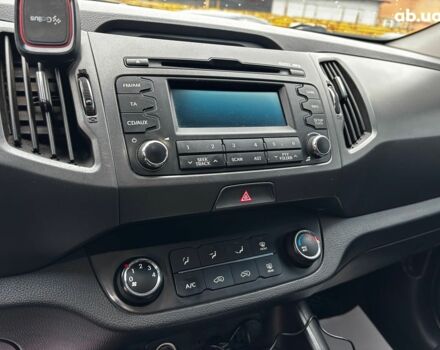 Черный Киа Sportage, объемом двигателя 1.7 л и пробегом 165 тыс. км за 13490 $, фото 20 на Automoto.ua