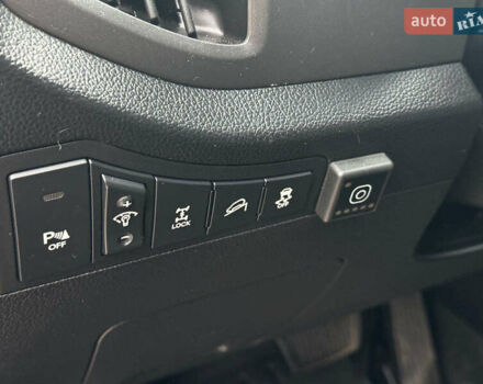 Черный Киа Sportage, объемом двигателя 2.4 л и пробегом 173 тыс. км за 12990 $, фото 10 на Automoto.ua