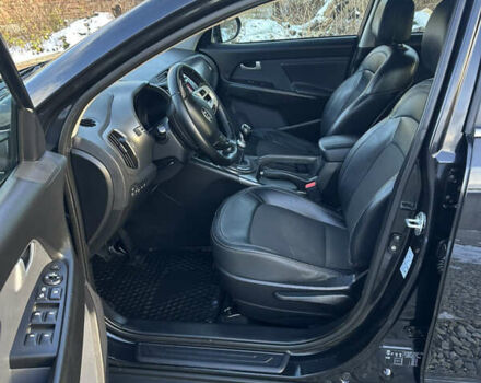 Черный Киа Sportage, объемом двигателя 1.7 л и пробегом 206 тыс. км за 12100 $, фото 23 на Automoto.ua