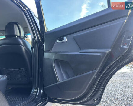 Черный Киа Sportage, объемом двигателя 1.7 л и пробегом 206 тыс. км за 12100 $, фото 45 на Automoto.ua