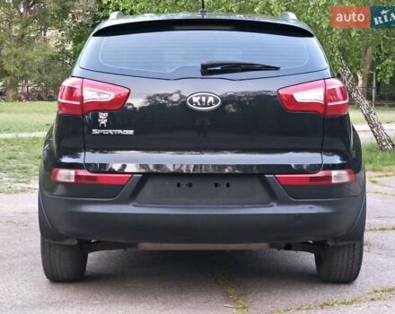 Черный Киа Sportage, объемом двигателя 2 л и пробегом 140 тыс. км за 10900 $, фото 5 на Automoto.ua