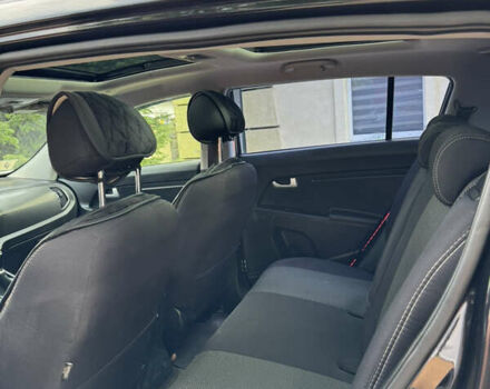 Чорний Кіа Sportage, об'ємом двигуна 1.7 л та пробігом 219 тис. км за 11200 $, фото 14 на Automoto.ua