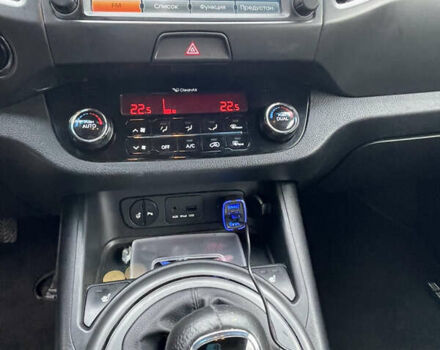 Черный Киа Sportage, объемом двигателя 1.6 л и пробегом 198 тыс. км за 12600 $, фото 13 на Automoto.ua