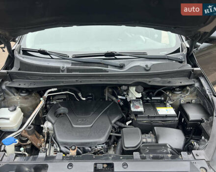 Черный Киа Sportage, объемом двигателя 1.6 л и пробегом 185 тыс. км за 11900 $, фото 22 на Automoto.ua