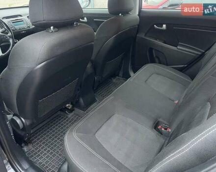 Чорний Кіа Sportage, об'ємом двигуна 1.69 л та пробігом 99 тис. км за 13600 $, фото 19 на Automoto.ua