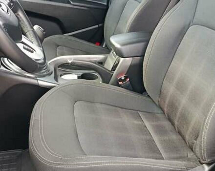 Черный Киа Sportage, объемом двигателя 1.7 л и пробегом 130 тыс. км за 13600 $, фото 25 на Automoto.ua